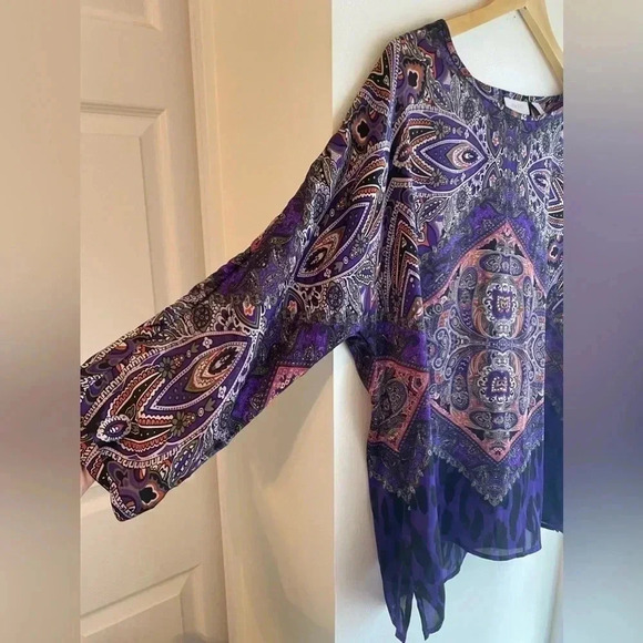 Chicos Paisley Leopard Print Blouse Purple Pink 3/4 Sleeve Boat Neck Size Large - Picture 2 of 6